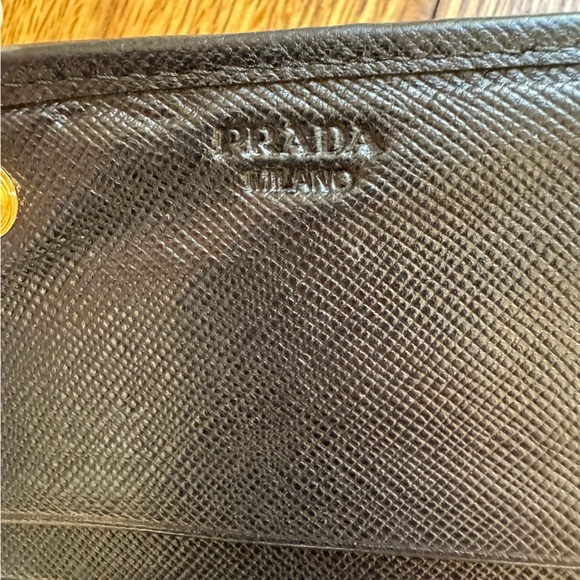 💙LAST DAY💙 Prada Saffiano Quilted Black Leather Long Wallet (w/ COA) - Picture 7 of 14
